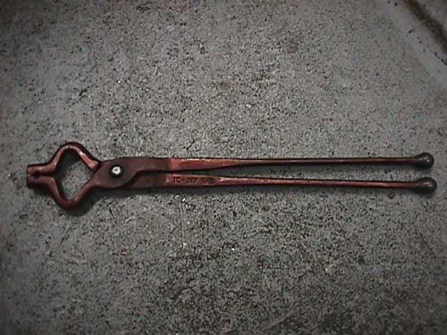 Spike Tongs